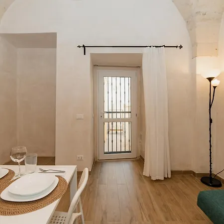 Casa Papadia * Uggiano La Chiesa